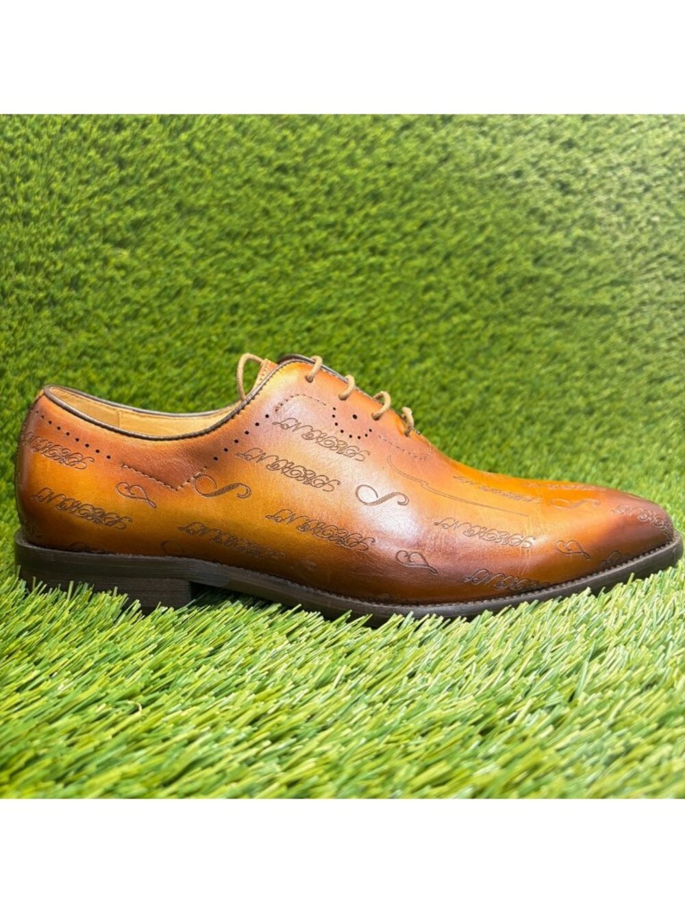 Carrucci Embossed Wholecut Mens Size 9 Cognac Brown Casual Classic Oxford Shoes